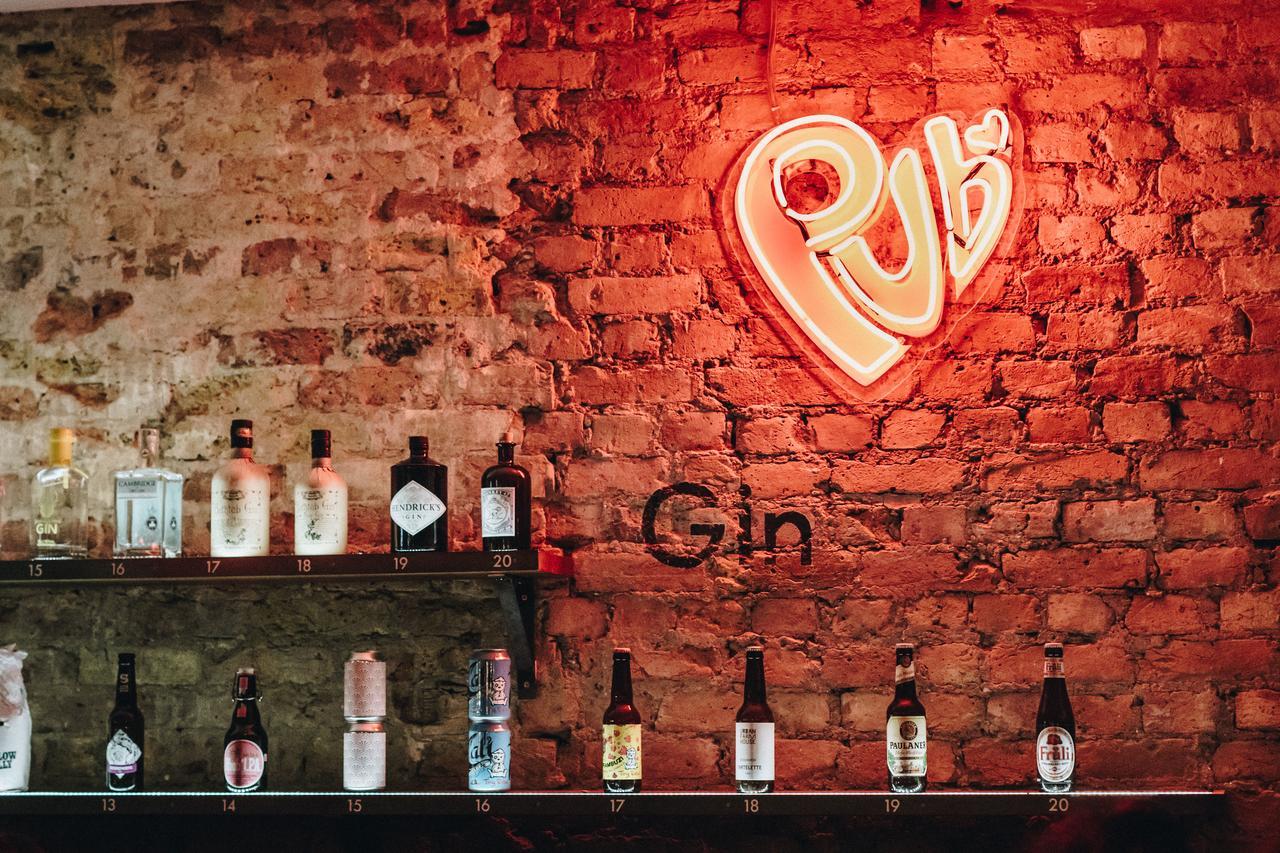 Publove @ The Crown, Battersea Лондон Екстер'єр фото